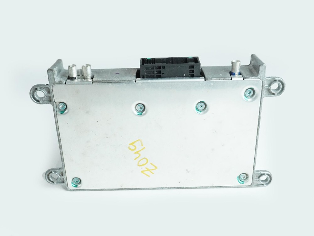 2010 - 2013 Mercedes Benz E Class W212 Voice Communication Computer Module