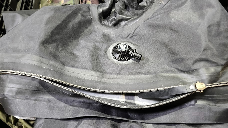 apeks Drysuit Surplus size Small