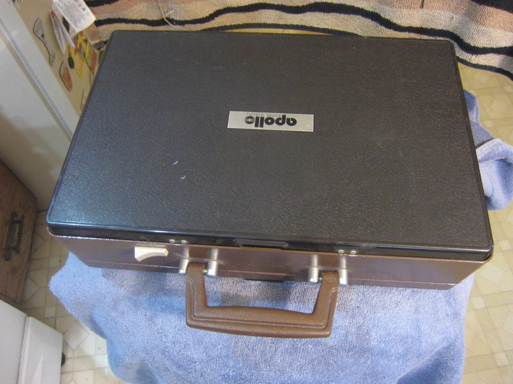 Apollo Horizon Portable Overhead Projector Needs TLC