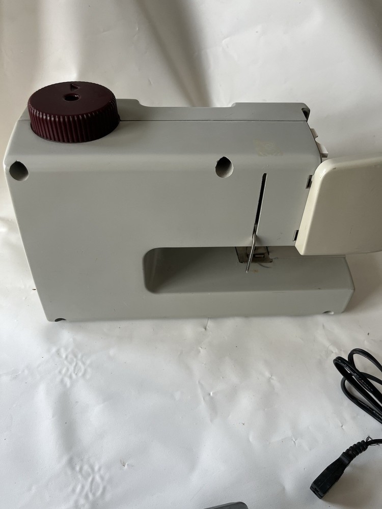 Vintage Singer Tiny Tailor Grey And Maroon Sewing Machine, Works!