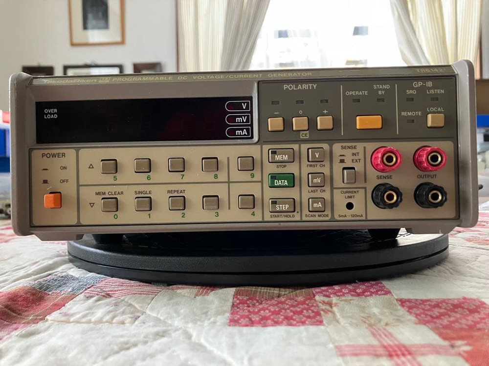 Advantest Takeda Riken TR6142 DC Voltage Current Generator Programmable Source