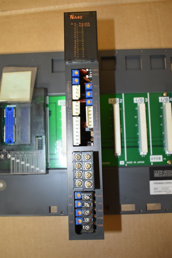 Mitsubishi Electric MELSEC Programmable Controller NA40 w/ Backpane Unit