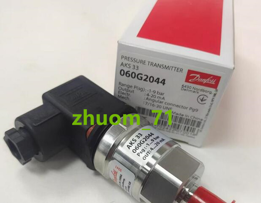 1PC Danfoss pressure transmitter AKS33 060G2044
