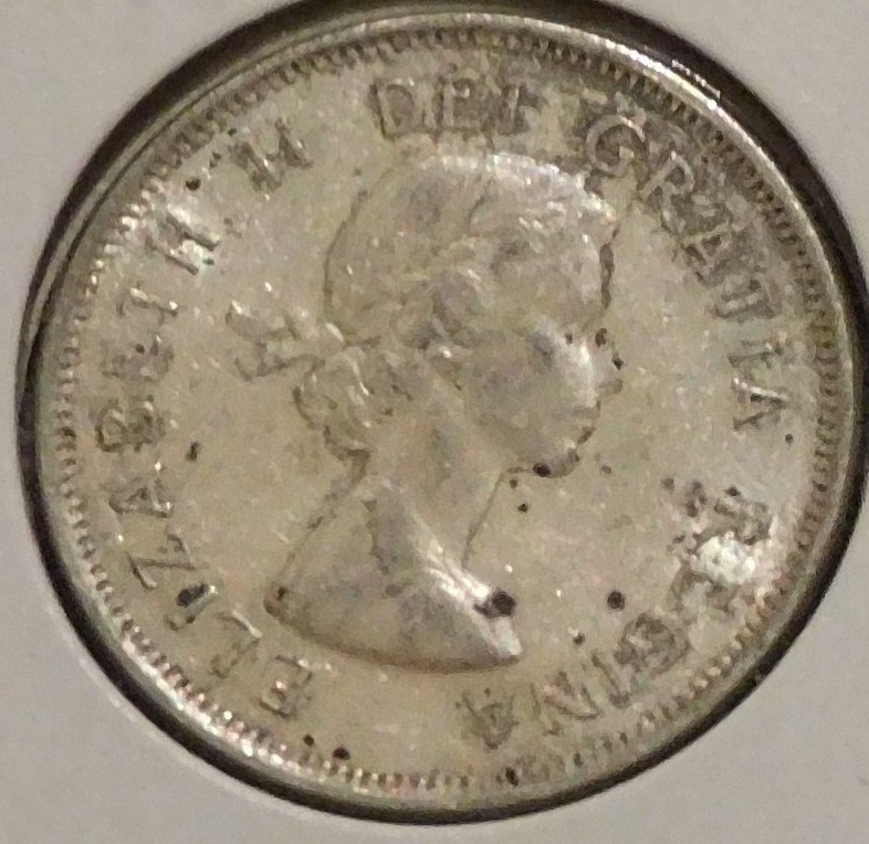 Canada Silver Quarter - 1962 (Spotty) [04]
