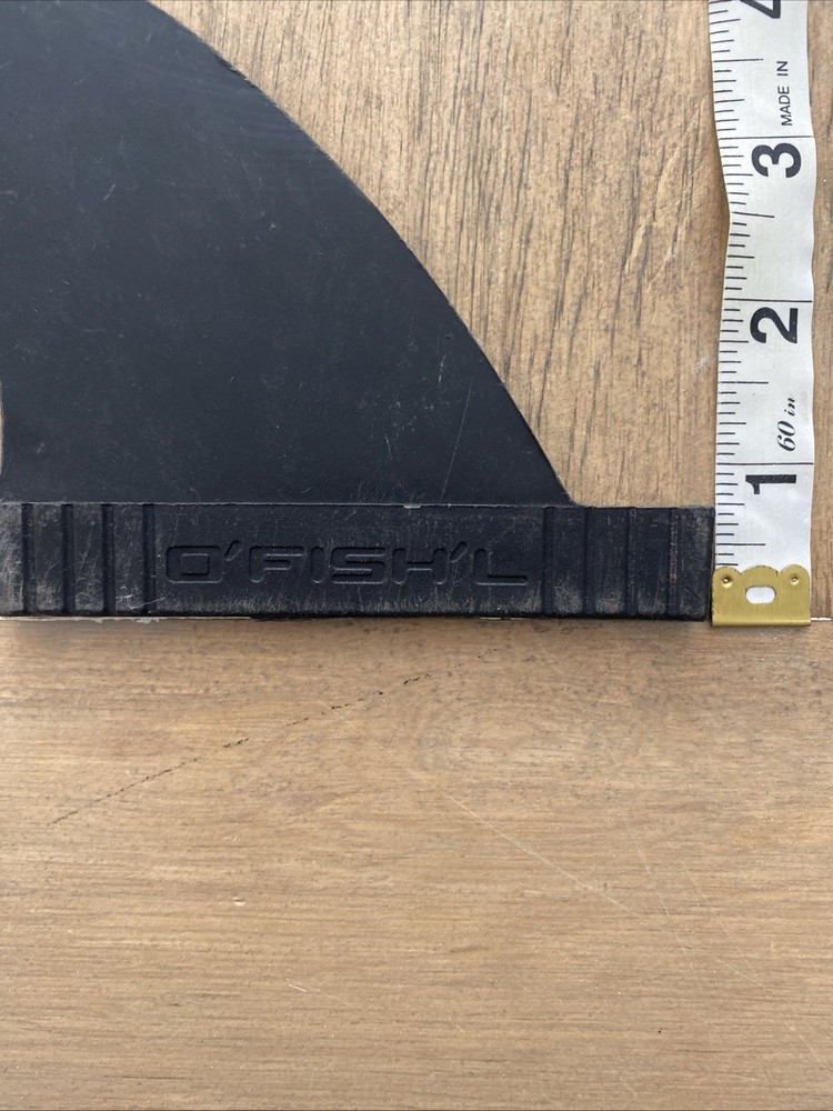 O’fisl’l Surfboard Fin Left Side