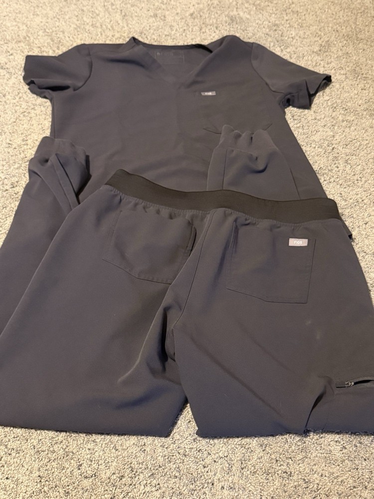 Figs Technical Collection Set MT
