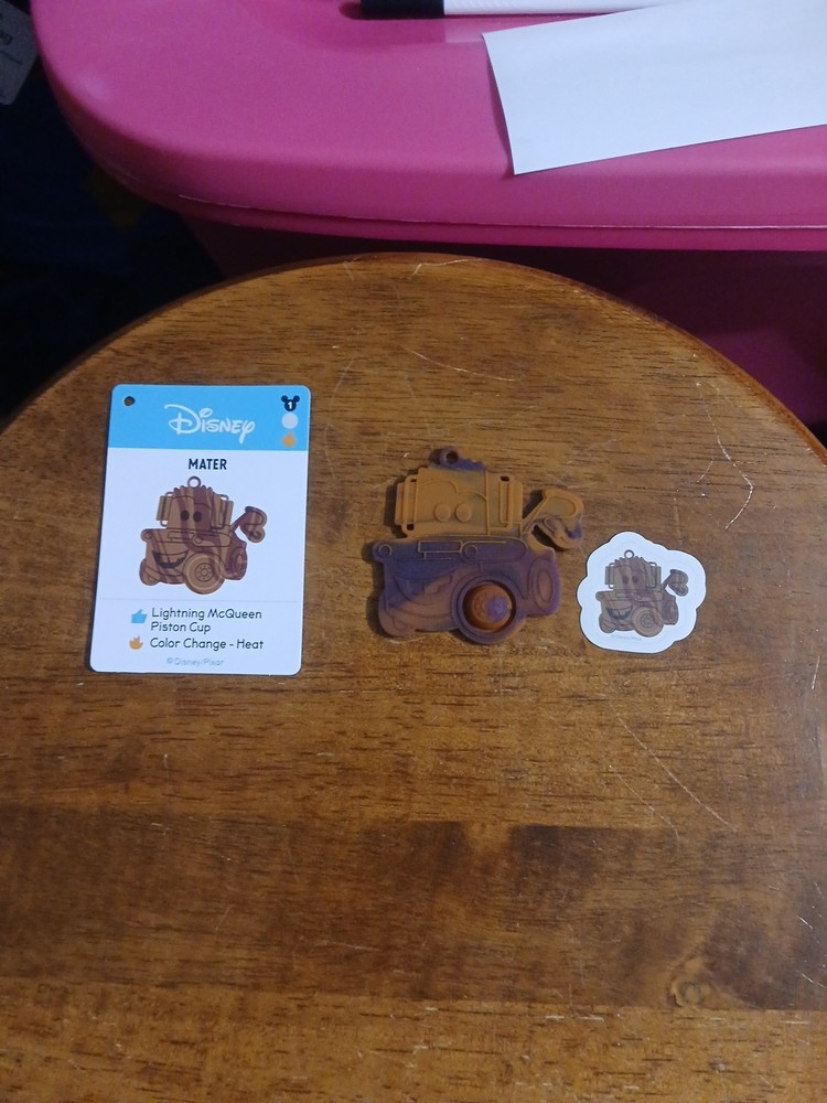 Disney POP IT PET MATER