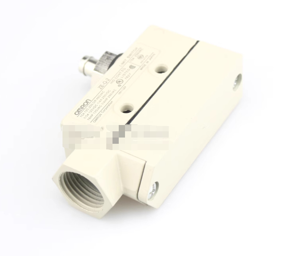 1PC NEW OMRON Limit switch ZE-Q-2 #LL
