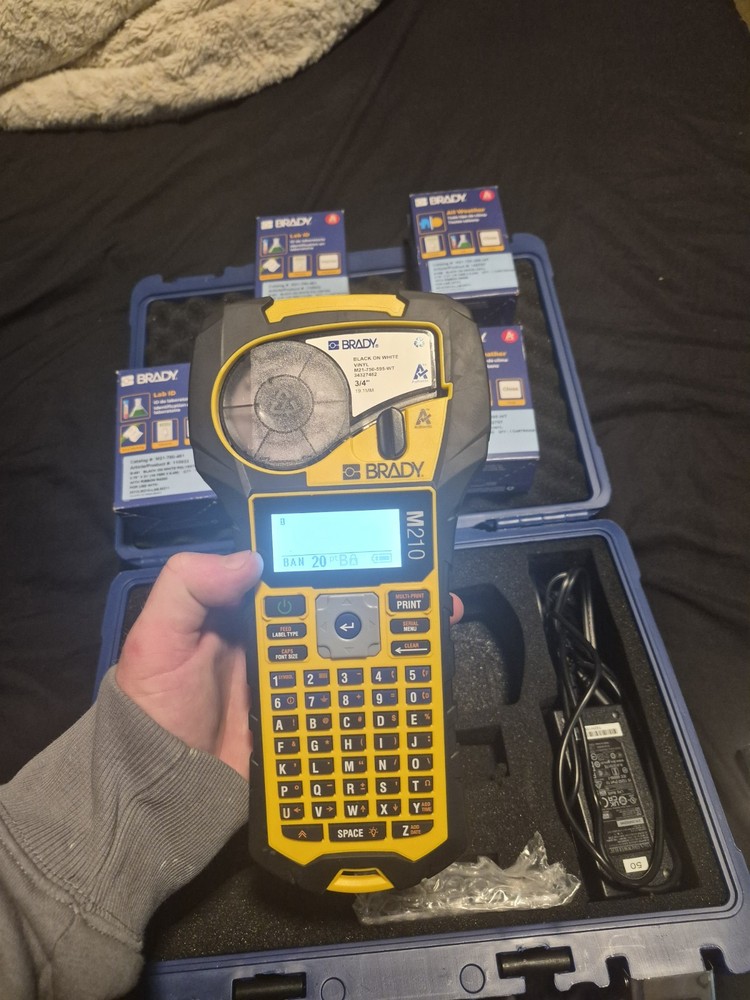 Brady M210 Label Maker with Case, Power Adapter