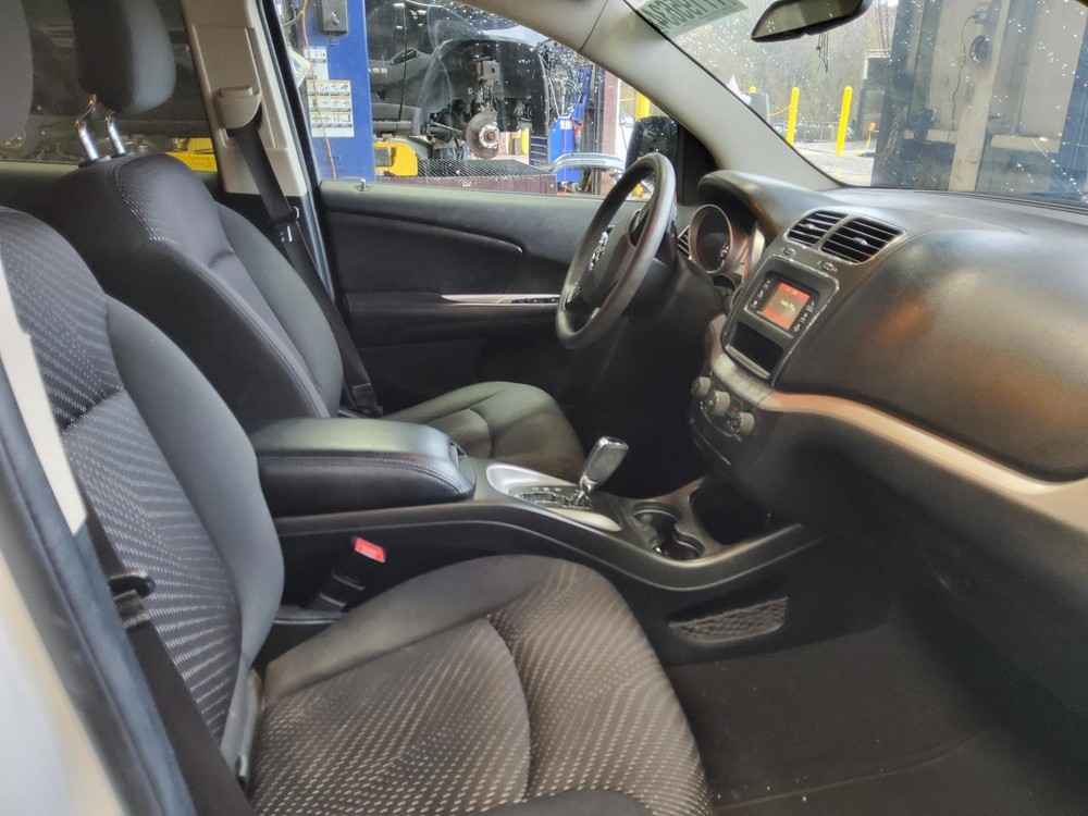 Used A/C Selector Switch fits: 2015 Dodge Journey AC front mounted in dash 4.3``