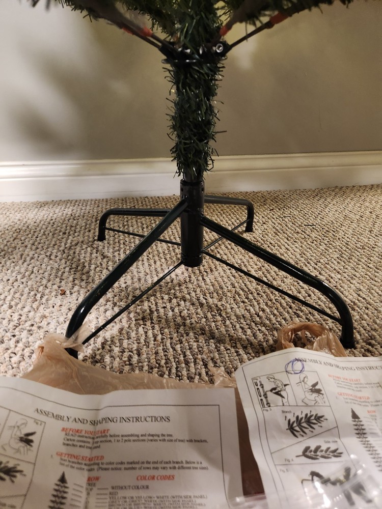 Artificial Prelit Christmas Tree WORKS