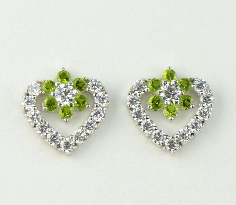 14K White Gold CZ Heart Shape Stud Earrings