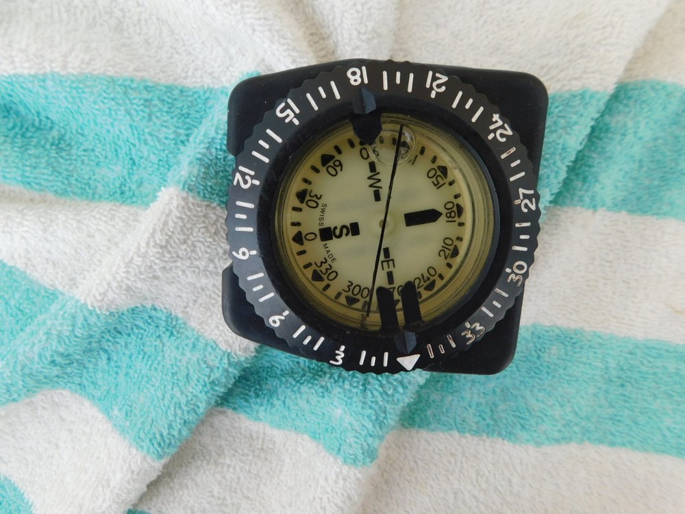 Aqua Lung US, Divers Excellent, late model Compass