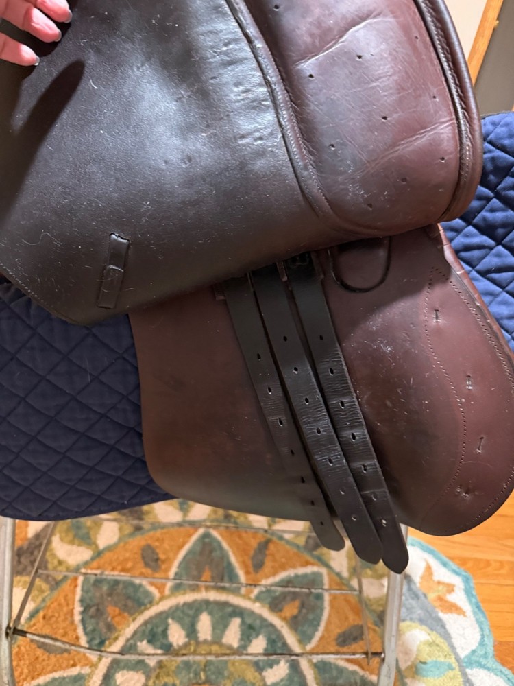 17.5” Crosby XL all purpose saddle