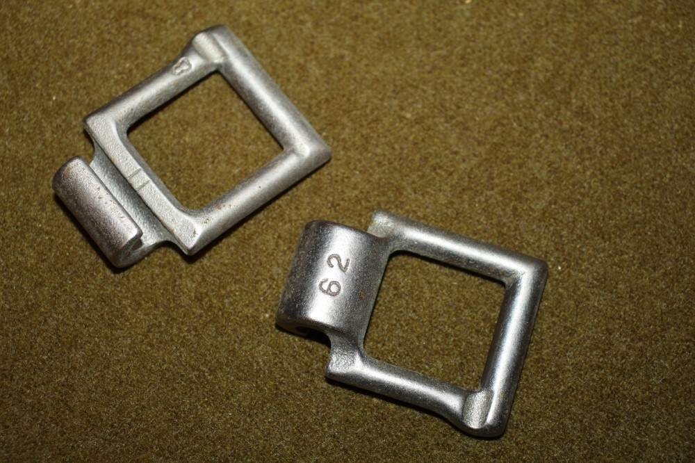 17-Original WW2 German Metal Interlocking Links, Unknown Usage