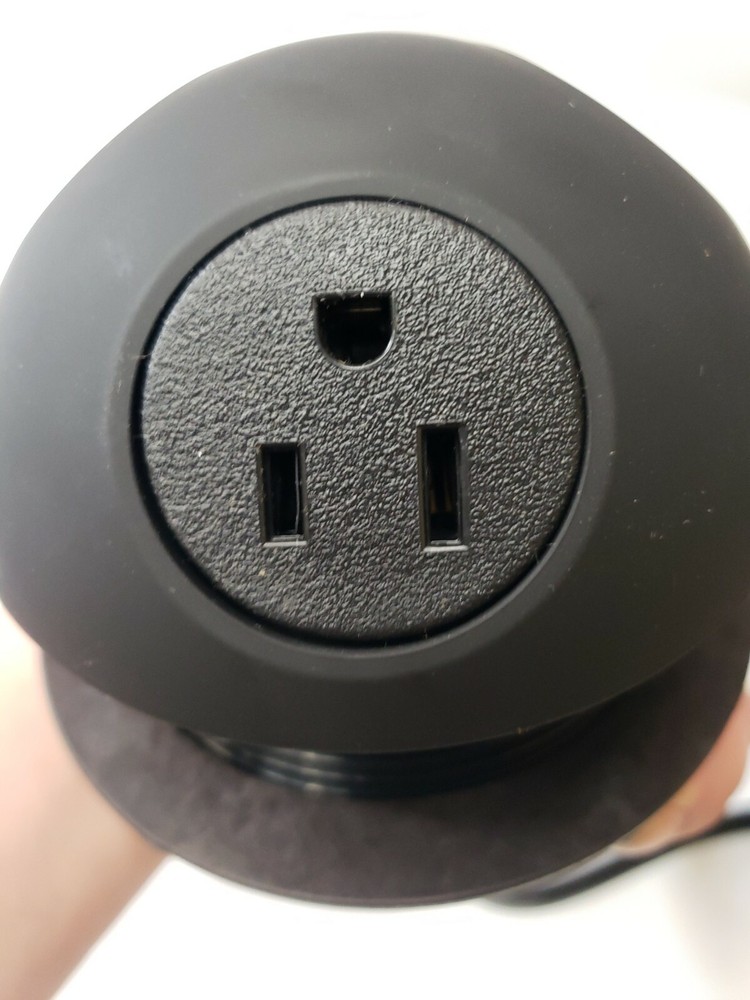 Hemisphere Power & USB Charging Desk Groment (BYRNE)