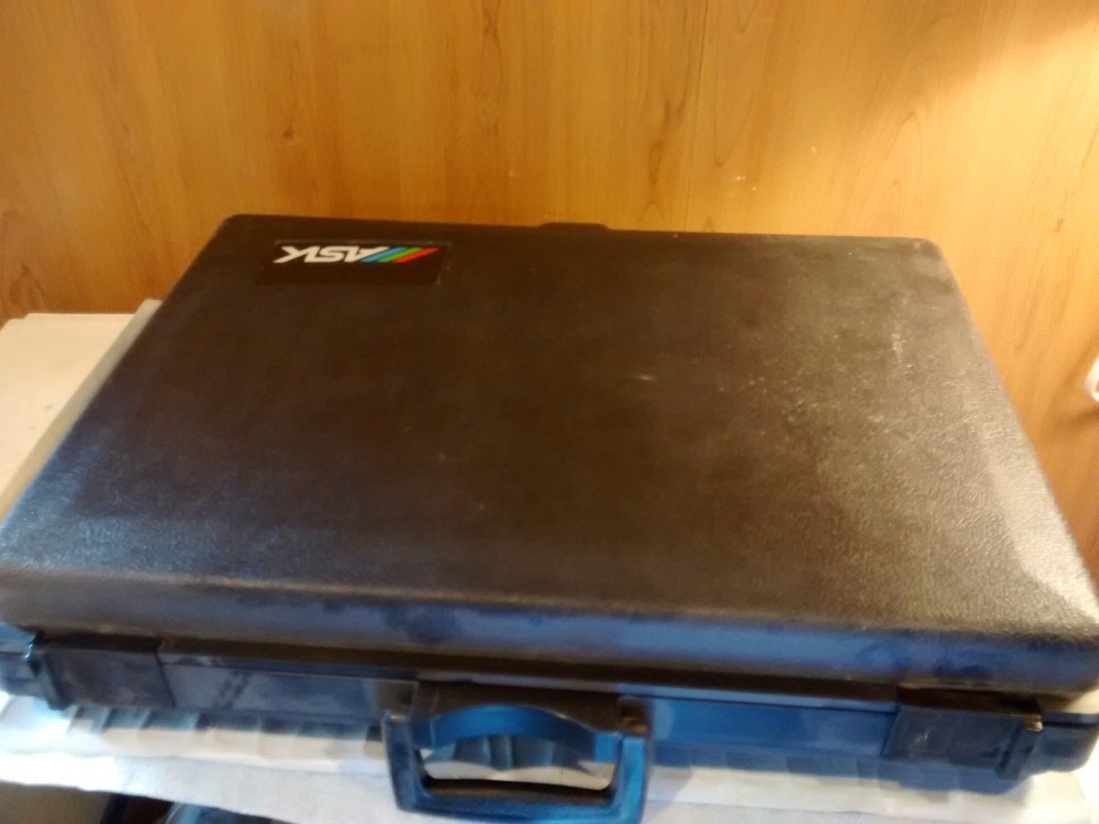 ASK IMPACT 24 Overhead Projector Presentation System with case