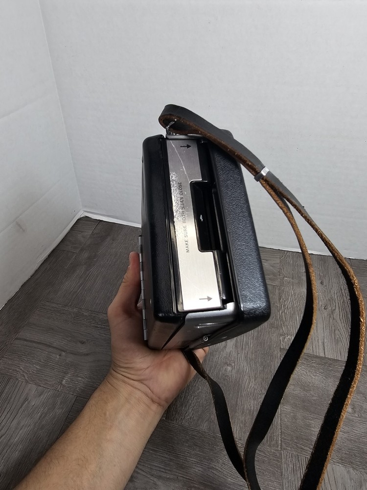 Polaroid Automatic 100 Land Camera w/ Hard Case