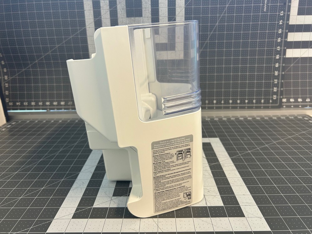 LG Refrigerator Ice Bin P# AKC55858901