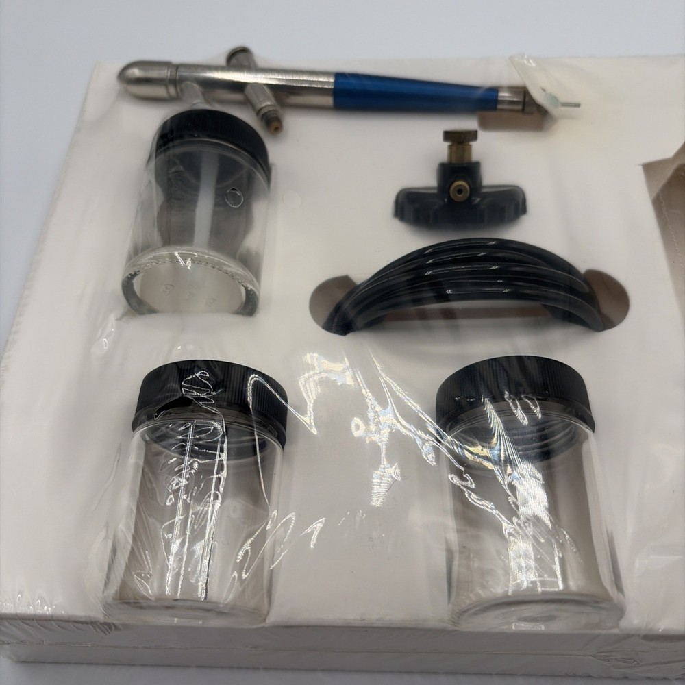 Badger Airbrush Set Model 200-3, Single Action. Missing Propel Bottle.