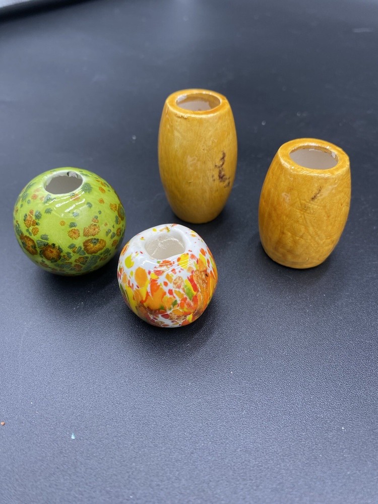 4 Different Vintage Macrame Beads