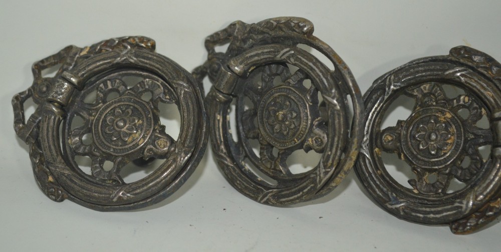 4 Vintage Drawer Pulls Ring Ornate Metal