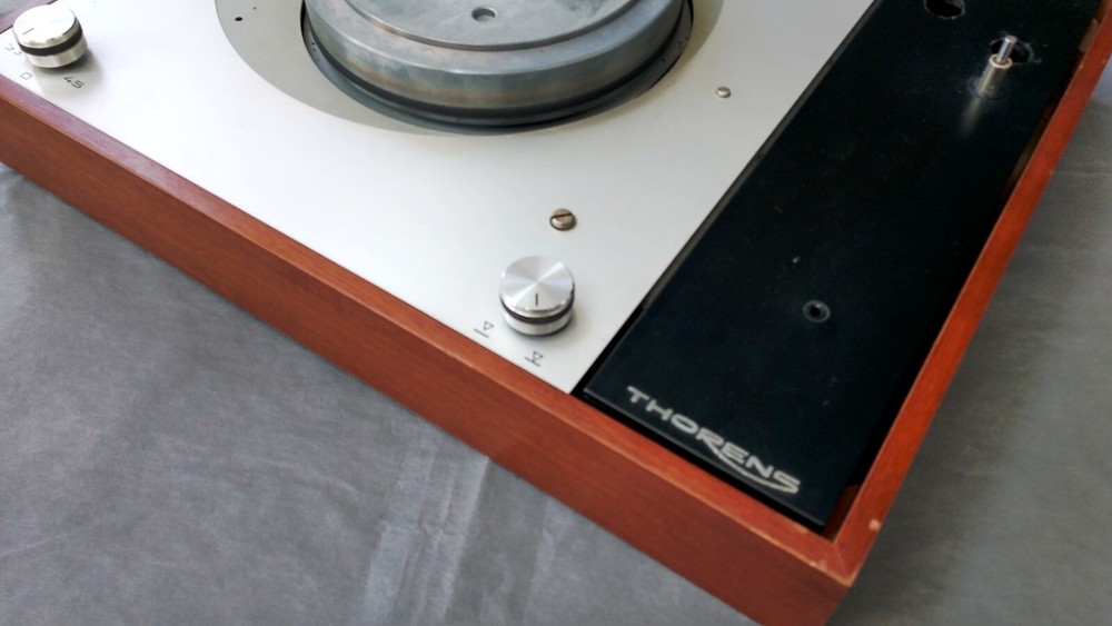 Thorens TD 150 MK II Turntable (Works)