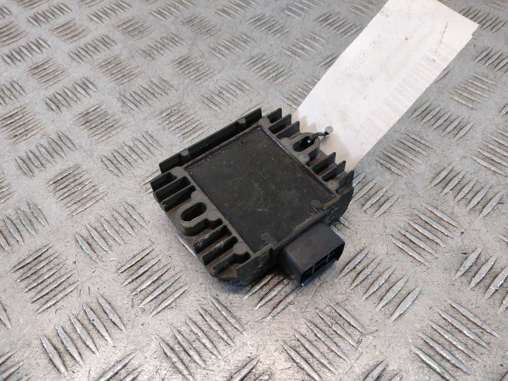 2004 SUZUKI BURGMAN RECTIFIER REGULATOR