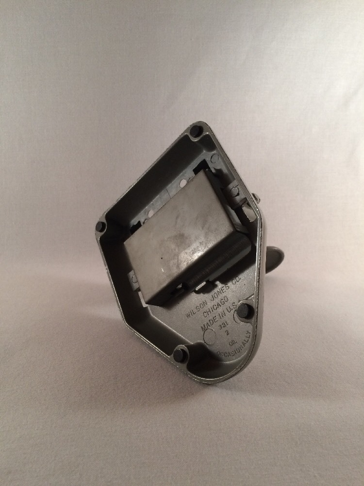 WILSON JONES MARVEL 2 HOLE PUNCH