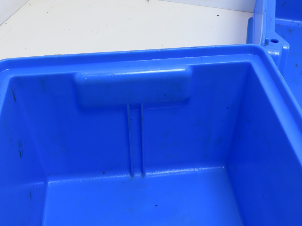 QTY 4 SSI SCHAEFER LF 322 GZW BLUE STACKABLE PLASTIC STORAGE CONTAINER BIN