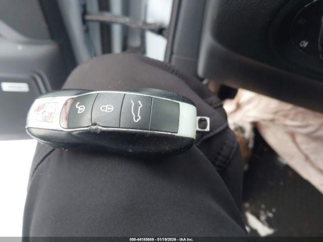 Used Front Left Door Assembly Front fits: 2017 Porsche MACAN Front Left Grade B