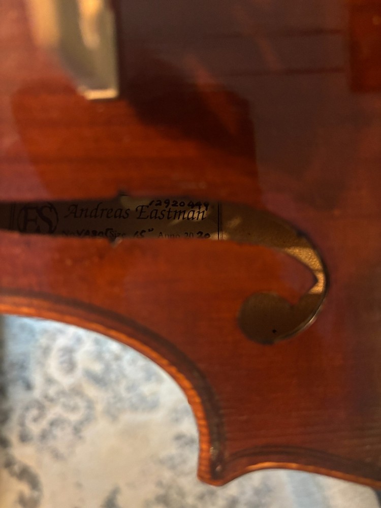Eastman VA305 2020 Viola 15
