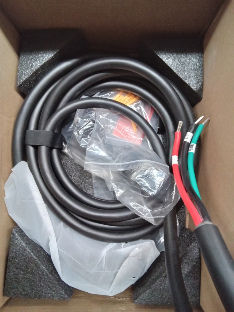 WOLFBOX Level 2 EV Charger E50 48 Amp w/ Smart Display RFID 25ft Cable
