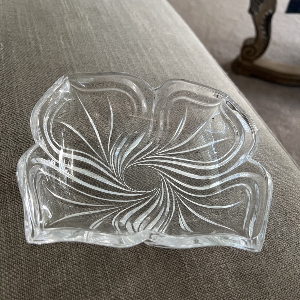 Decorative Glass 7” Serving Dish