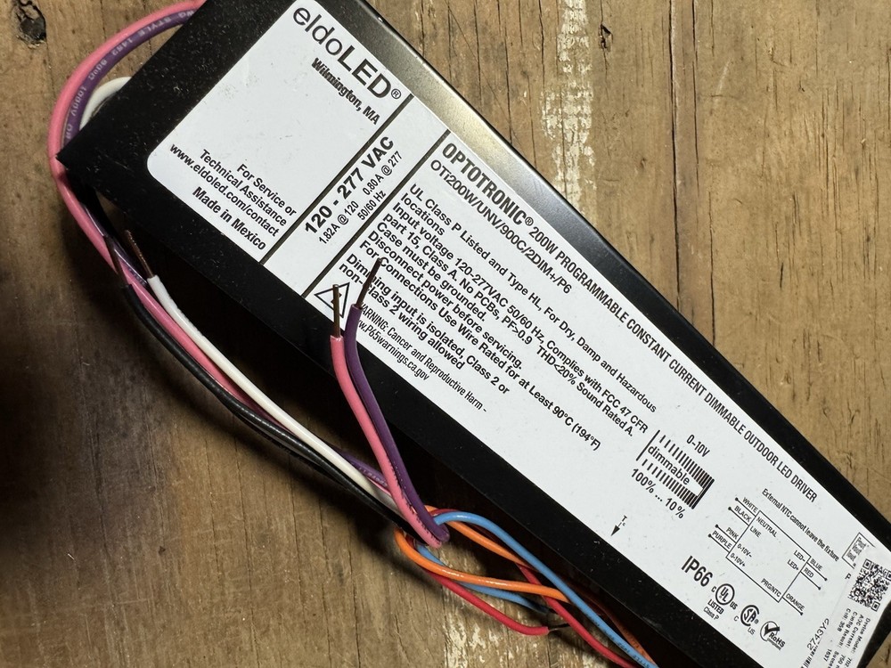 eldoLED Optotronic OTi200W/UNV/900/2DIM+/P6 58051/2743Y2 Programmable LED Driver