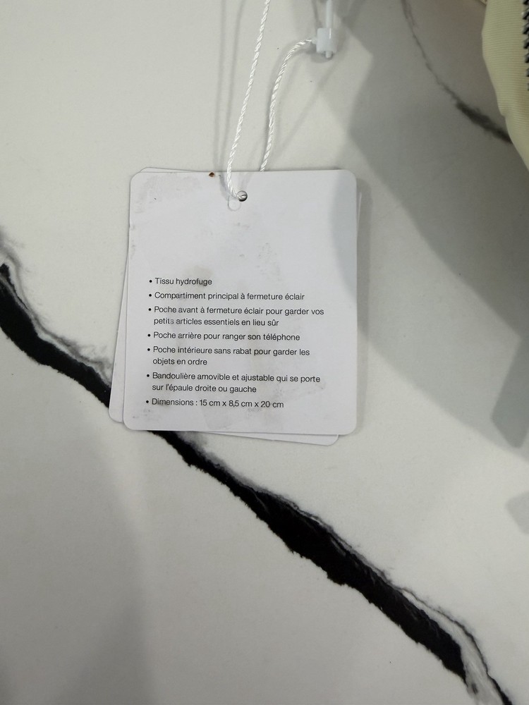NWT Lululemon Everywhere Sling Bag Cream