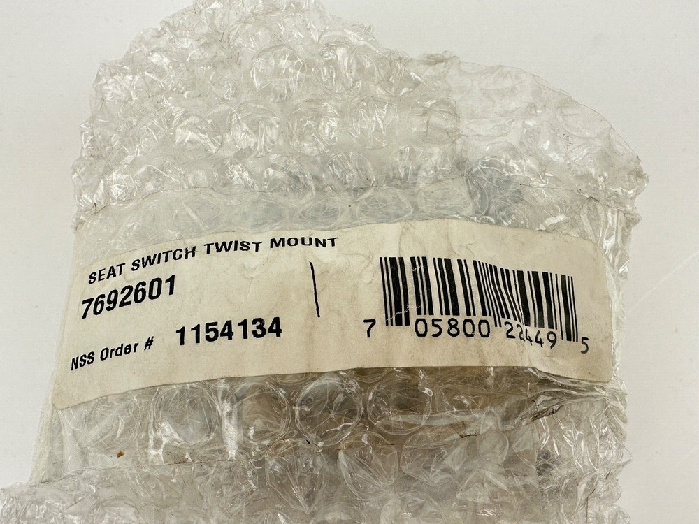 NSS 7692601 - Seat Switch Twist Mount