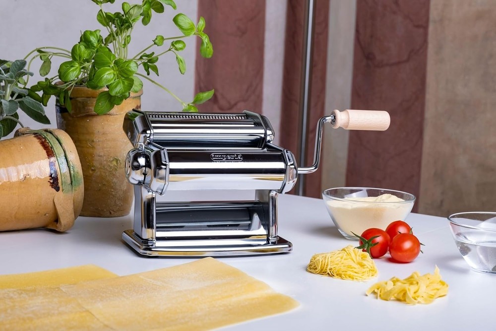 Compact Pasta Maker Machine with Alloy Steel Construction and Easy Operation