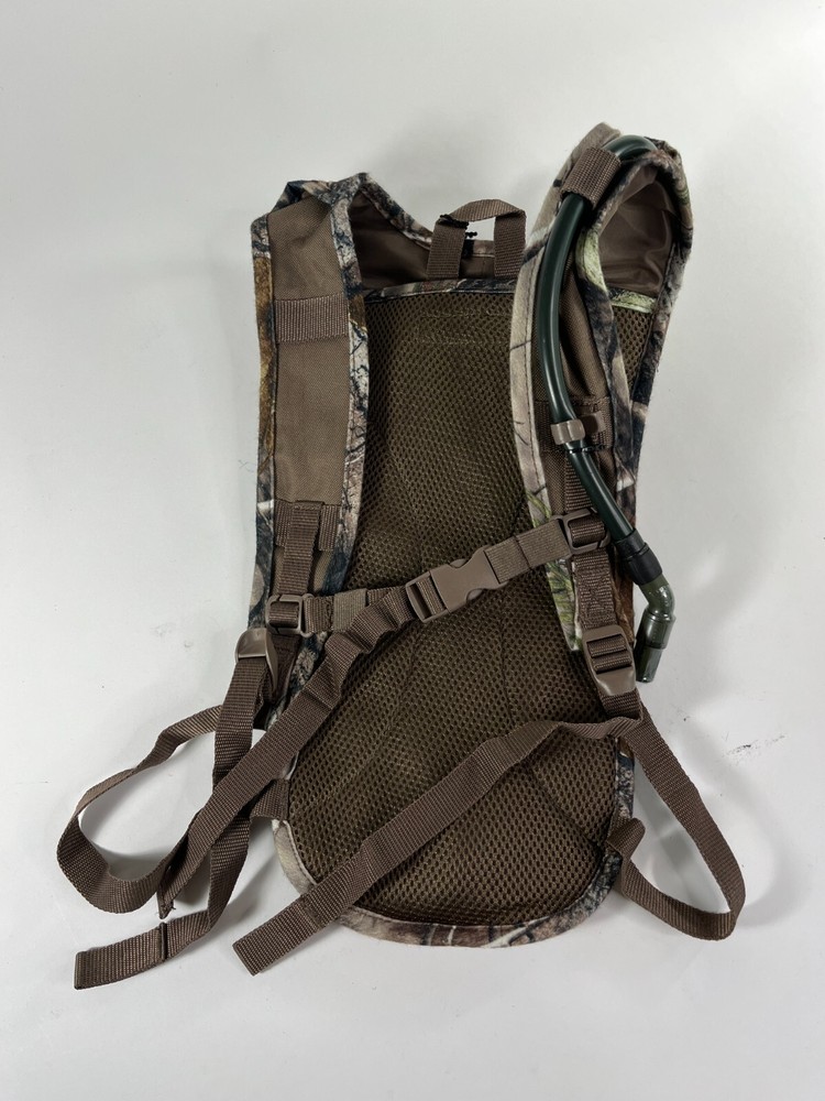 RedHead CamelBak H2O Hydration Backpack – Realtree Camo – Never Used