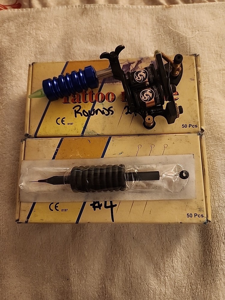 Dragon hawk Tattoo Machine, 2 Tubes, And 65 Assorted Needles