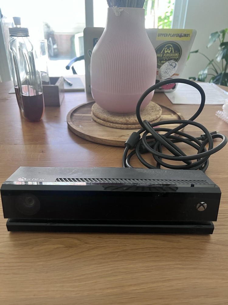 Microsoft Xbox One Kinect Camera Motion Sensor Bar Black