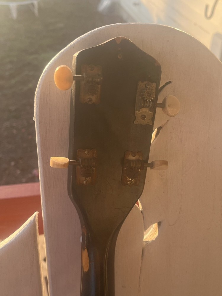 Kay 5 String Banjo w/ Hard Case & Extra Strings