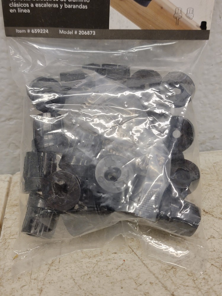 (8) DECKORATORS 2-In-1 Classic Baluster Connectors 20 Pack