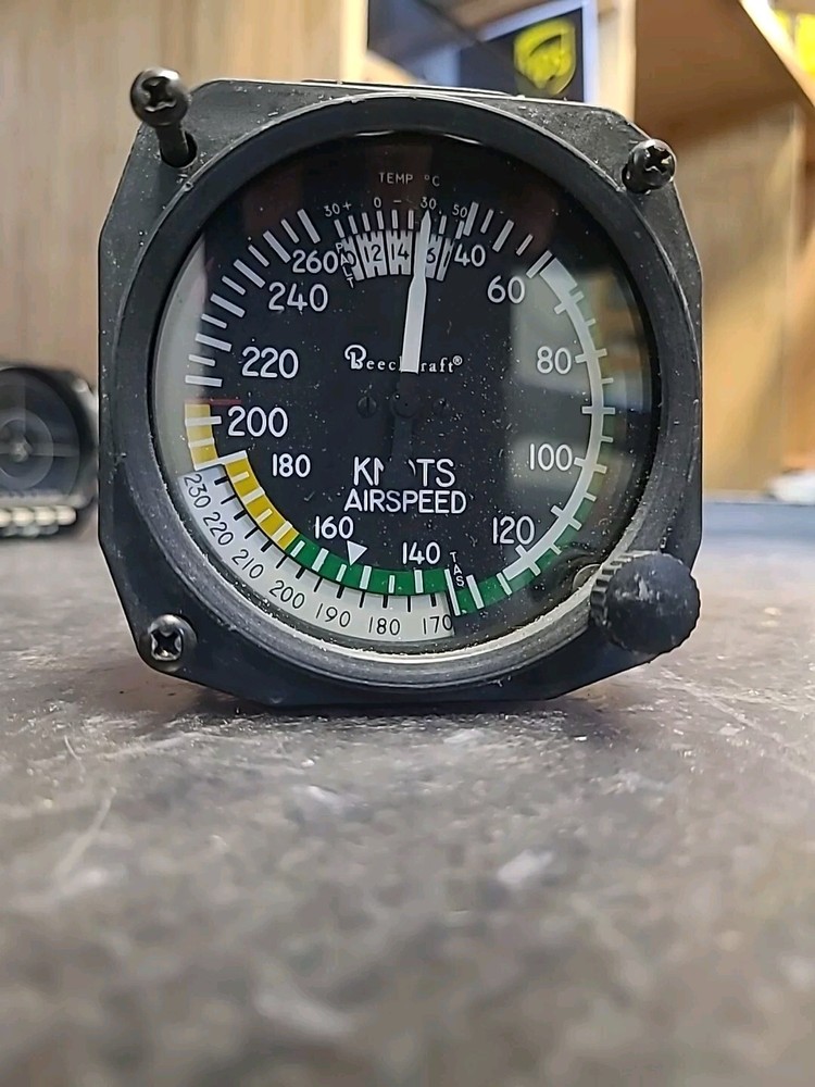 United Airspeed Indicator P/N: 8130