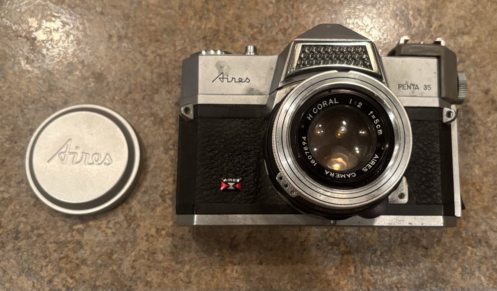 Aires Penta 35 Film Camera Untested
