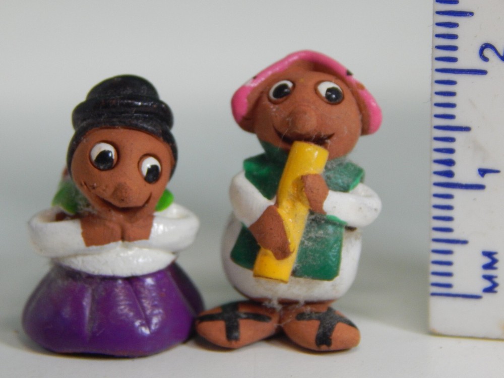Miniature Peruvian Clay 1" Figurines Hand Painted