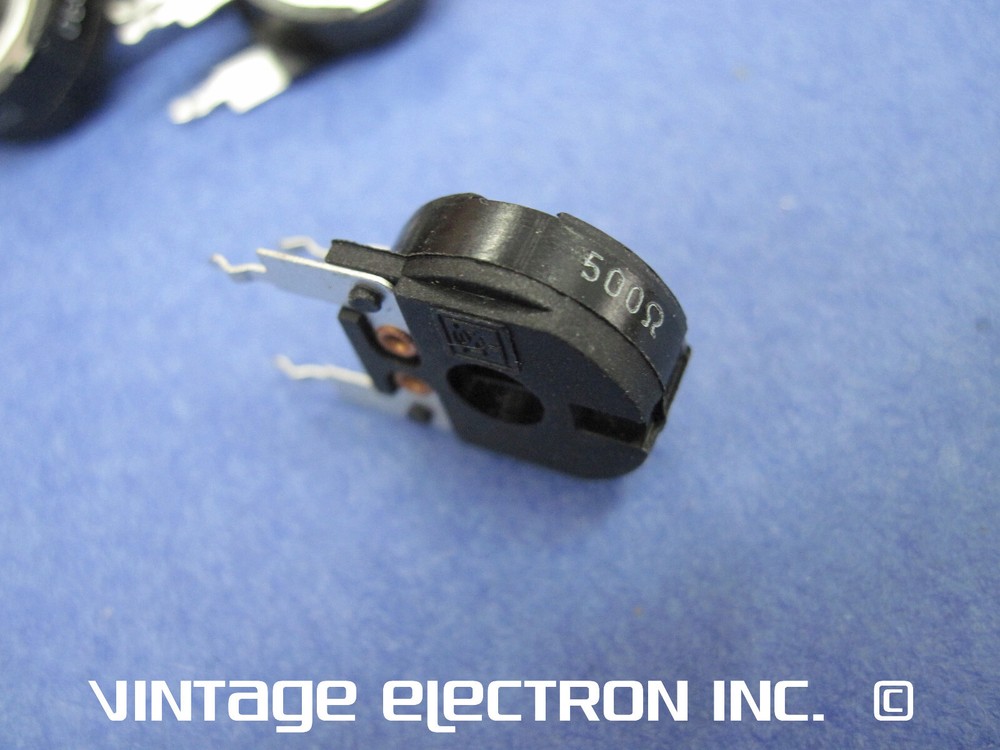 (10) ISKRA Linear Trim Pot (Variable Resistor): 500 Ohm 20% (Vertical PC Mount)