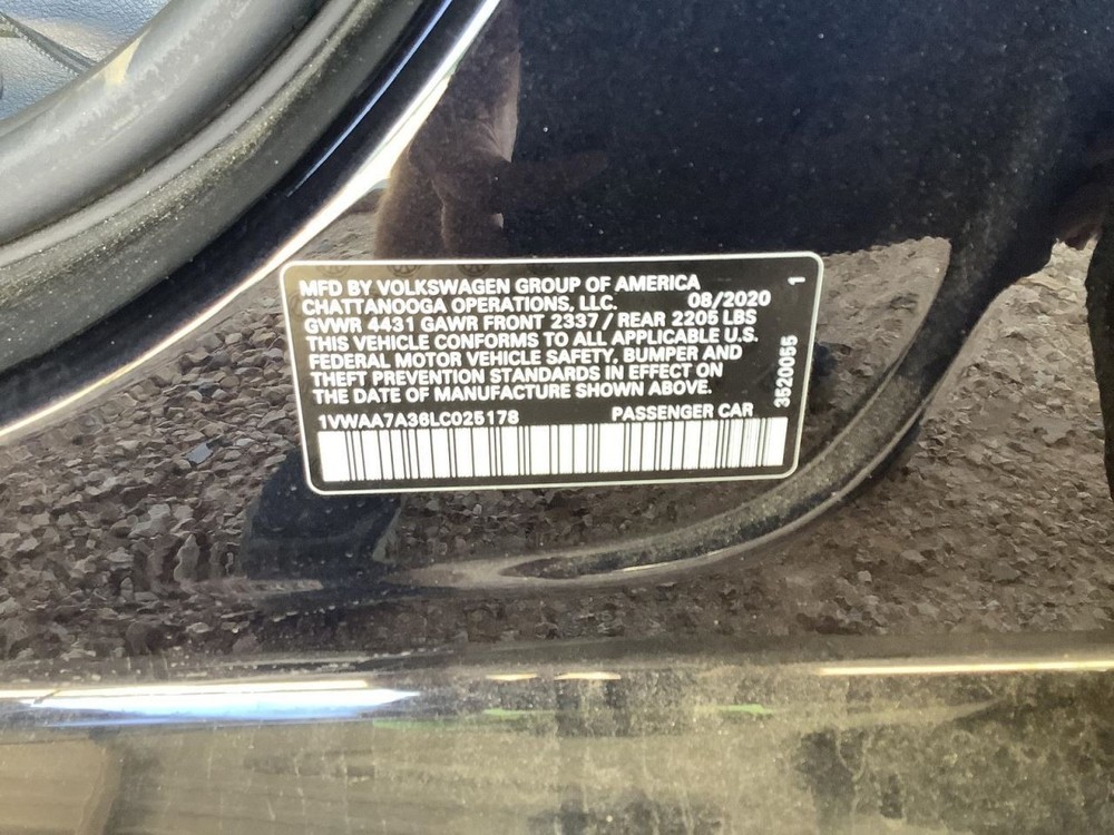 Console Front Floor Fits 20-22 PASSAT 4701567