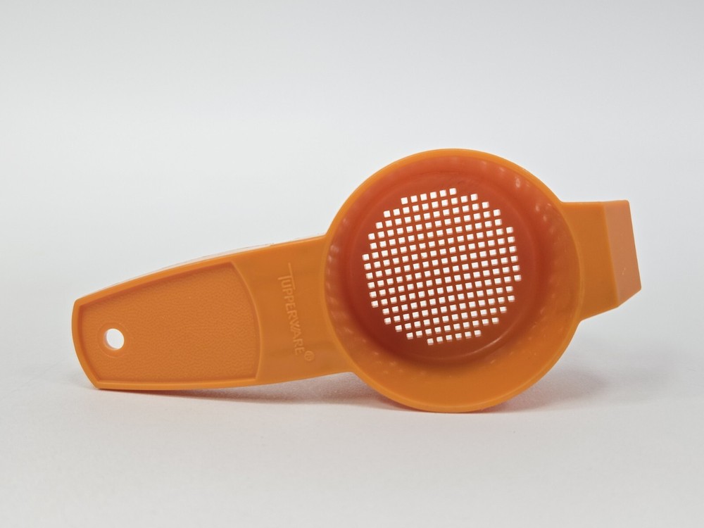 Vintage Tupperware Mini Sifter Strainer Orange 879-1 NOS