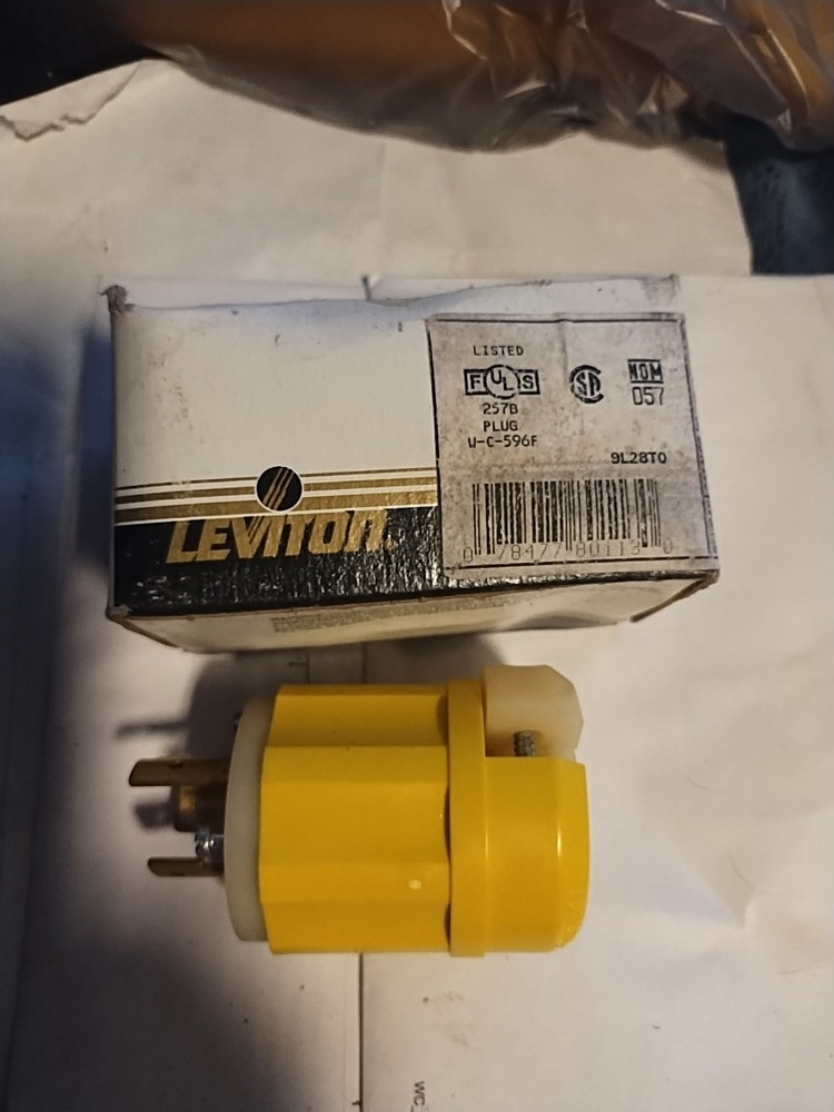 Leviton 2611CY Industrial Grade Plug